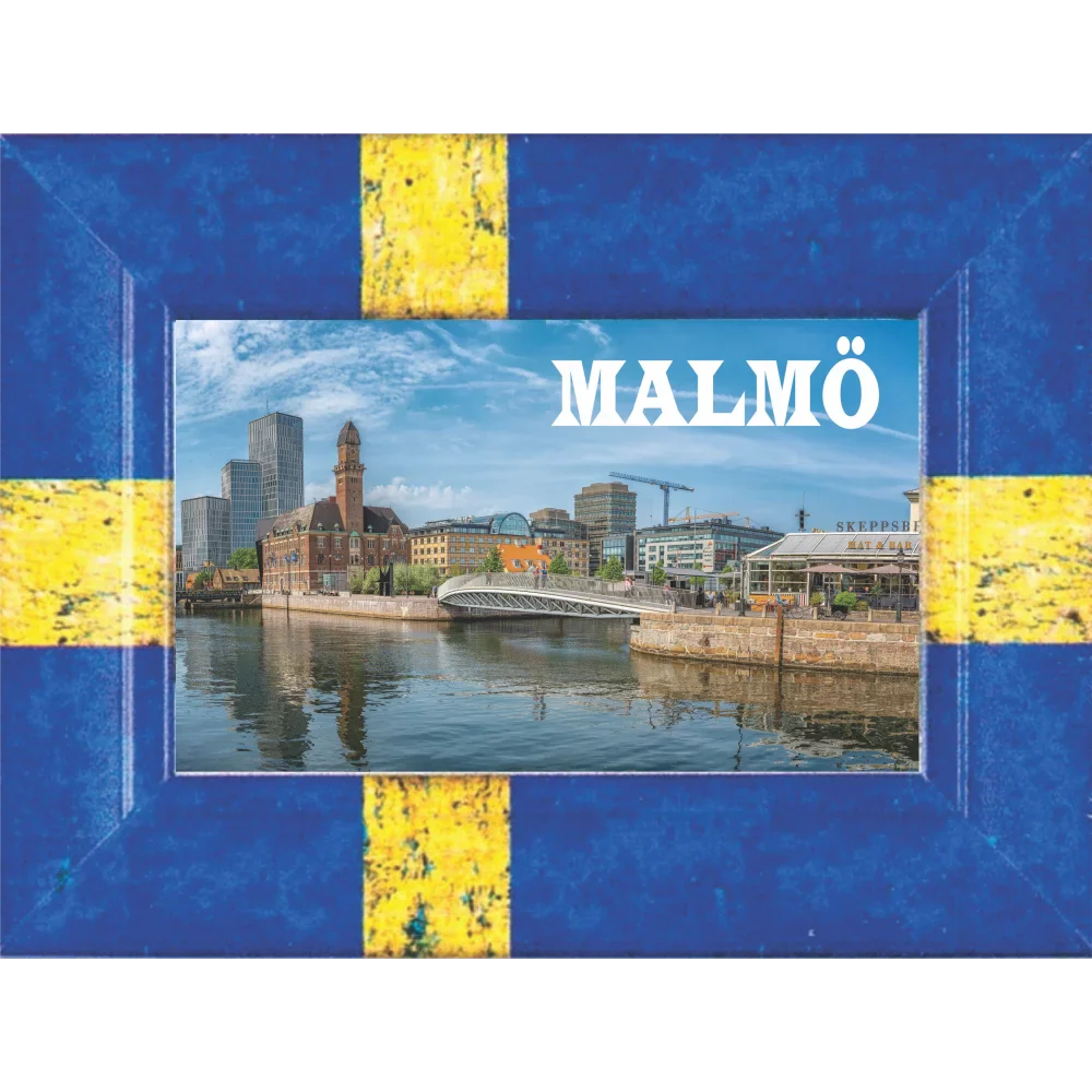 Fridge magnet Malmö – Iconic Swedish Souvenir (79 x 59 mm) - SOUVENIRS SHOP