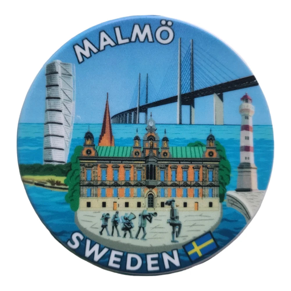 Malmö skyline magnet midi featuring iconic landmarks and the Swedish flag
