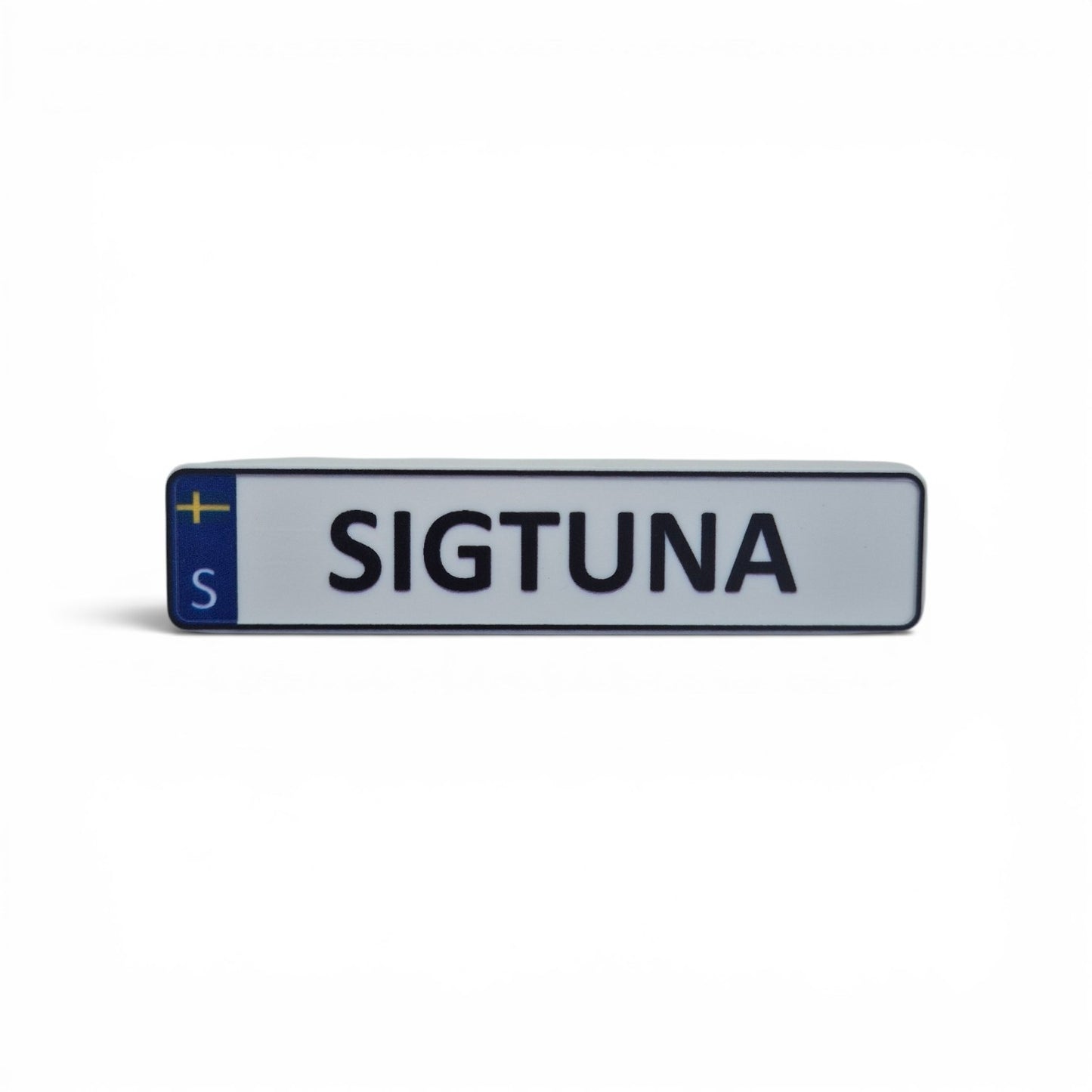 Kylskåpsmagnet med Sigtuna-bilskylt