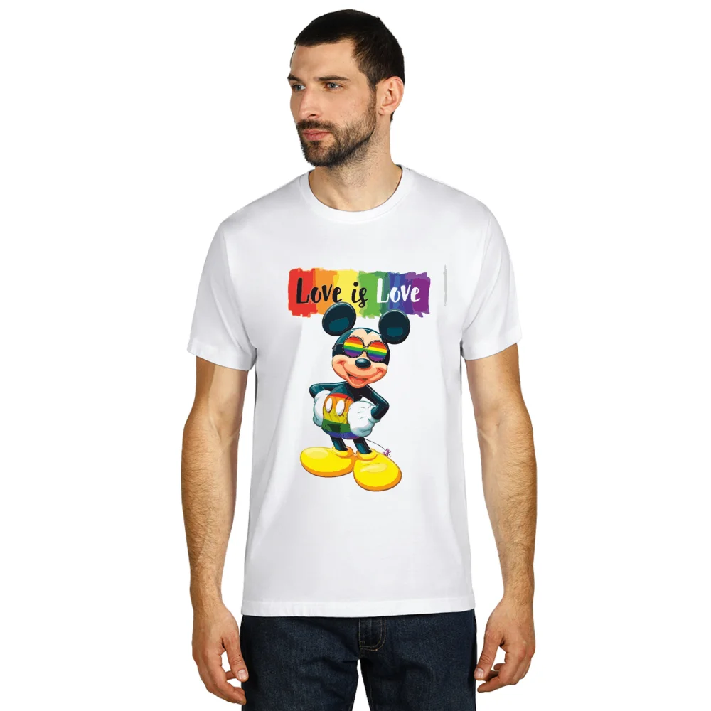LOVE IS LOVE - T-shirt