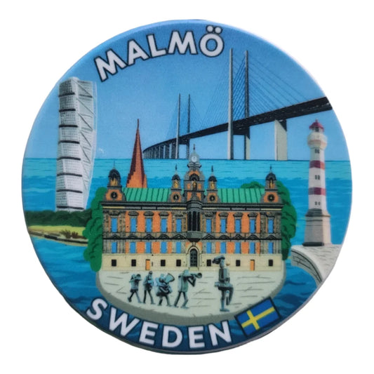 Malmö skyline magnet midi featuring iconic landmarks and the Swedish flag